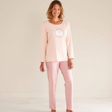 2 pyjamas