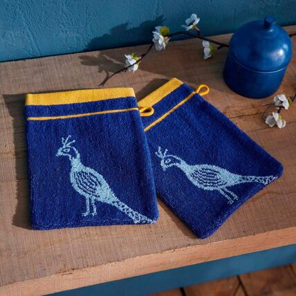 2 gants de toilette