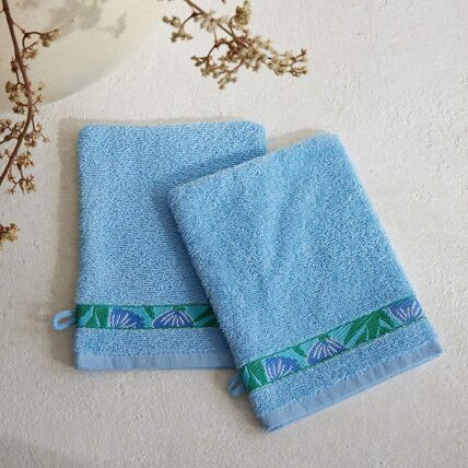 2 gants de toilette