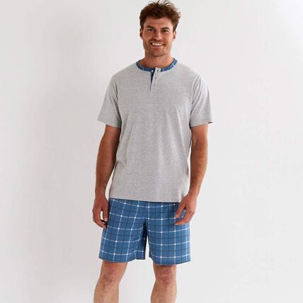 Pyjama court