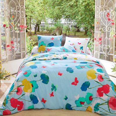 Couche dans les fleurs