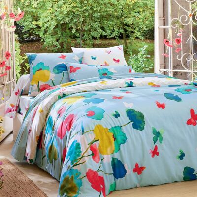 Couche dans les fleurs