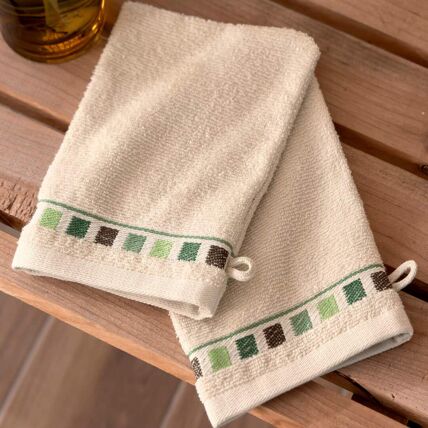 2 gants de toilette