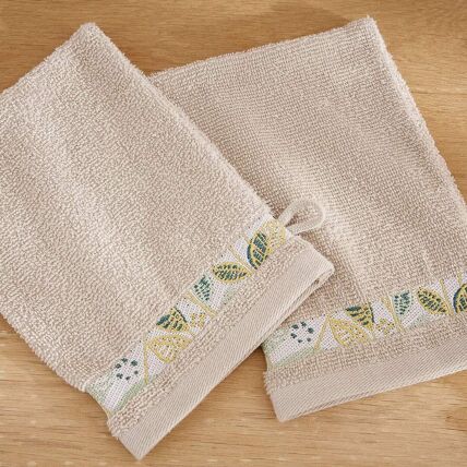 2 gants de toilette